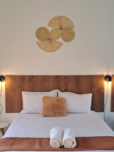 Bedroom 3, EMBAHÚ SUÍTES, Santo Antônio do Pinhal