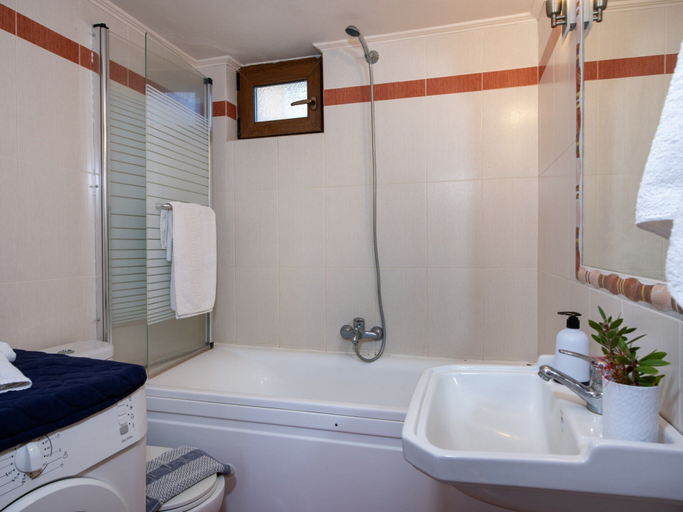 Bathroom 3, Villa in Crete near Beach and Olive Groves, Crete