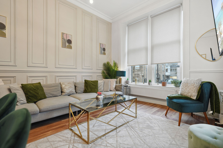 Others 5, Blythswood Apartment, Glasgow