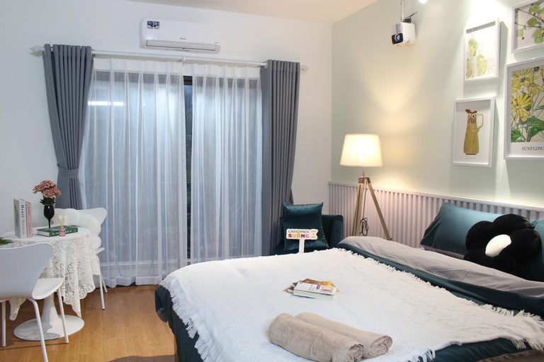 Bedroom 12