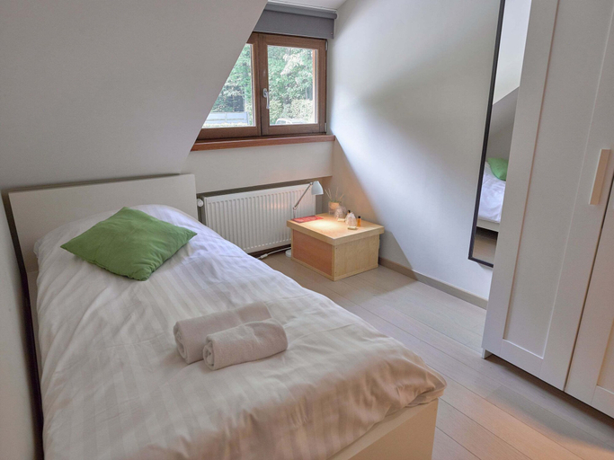 Bedroom 5, Spa Apartment With Private Pool, Liège