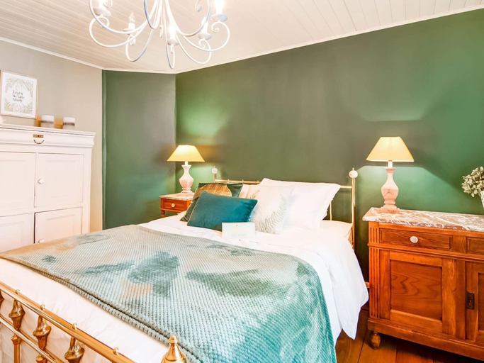 Bedroom 2, Holiday Home in Lierneux With Garden, Liège