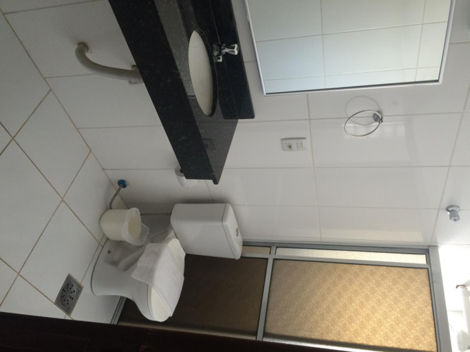 Bathroom 3, Hotel Castro Mendes, Campinas