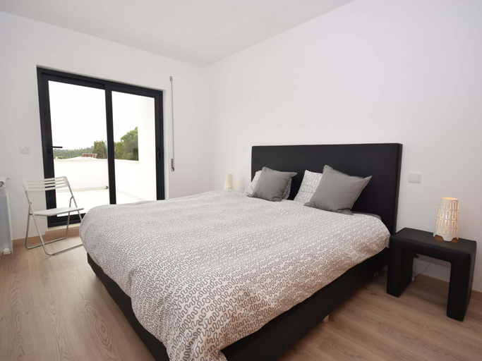 Bedroom 3, Holiday Home; Nazare Beach for Surfing, Nazaré
