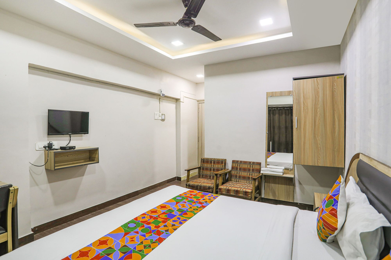 Bedroom 2, Fabhotel All Near, Raipur