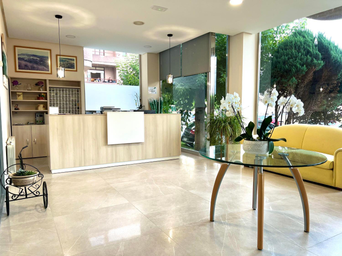 Public Area, Apartamentos Los Arces, Cantabria