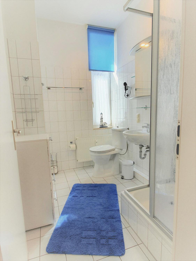 Bathroom 2, Villa Asta, Vorpommern-Rügen