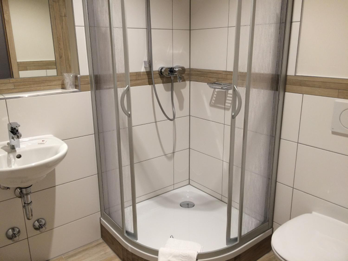 Bathroom, Landgasthof Hepting, Freising