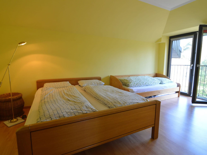 Bedroom 2, Modern Villa With Sauna, Right Next to the Lake, Szczecinek