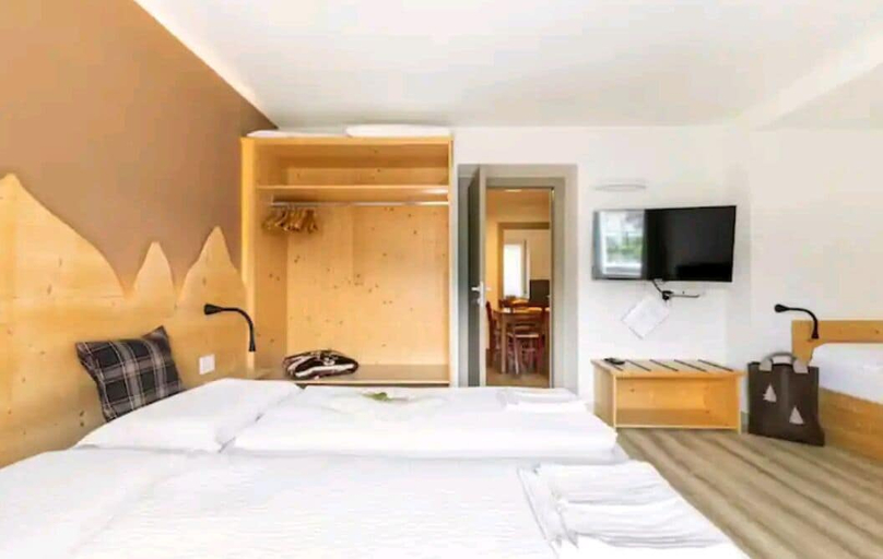 Bedroom 5, B&B NONNA ROSA, Trento