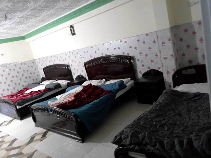 Bedroom 4, Murree Continental Hotel, Rawalpindi