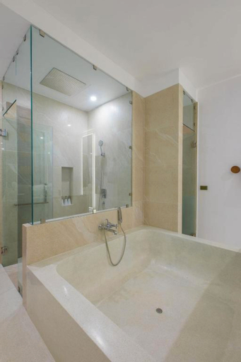 Bathroom 5