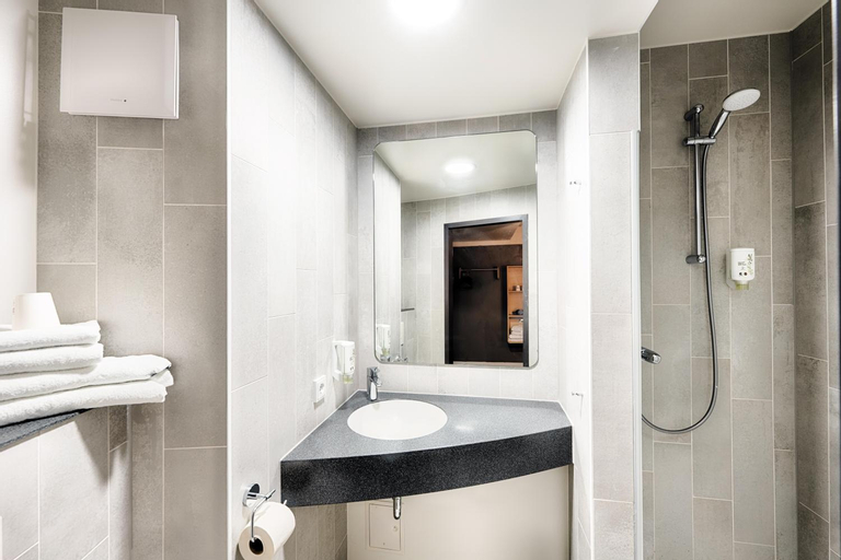 Bathroom 5