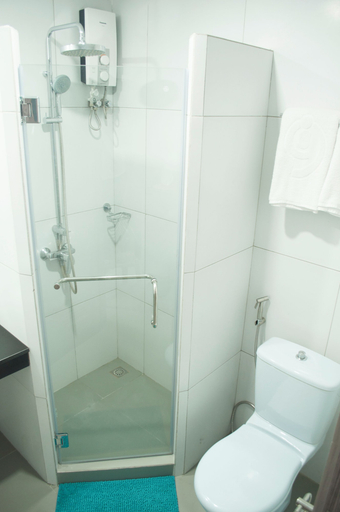 Bathroom 4, Studio 89 Katipunan QC, Quezon City