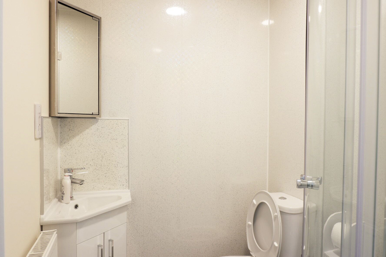 Bathroom 3, Jacobite house, Highland