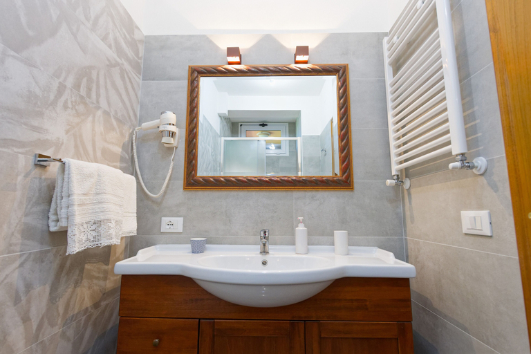 Bathroom 4, Villa Mandrioli Agriturismo, Livorno