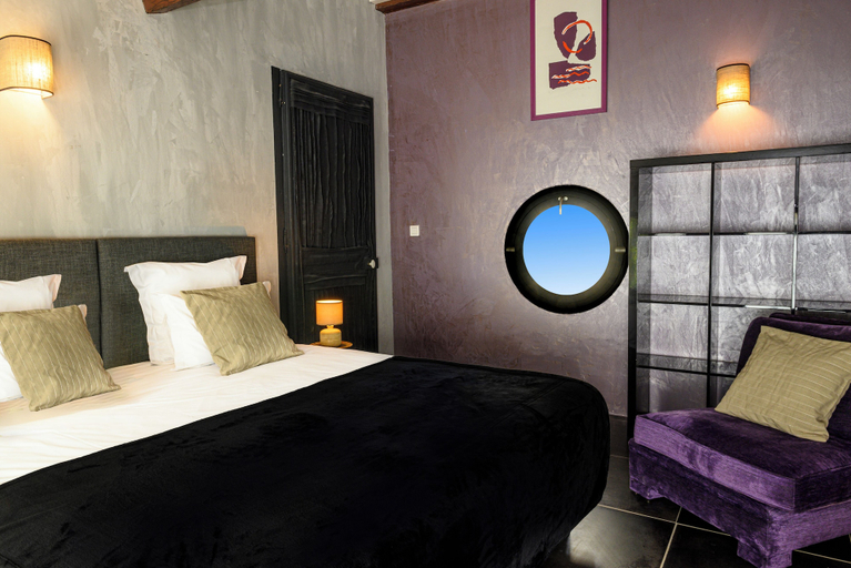 Bedroom 3, Villa Troletti, hôtel particulier de luxe en provence, Vaucluse