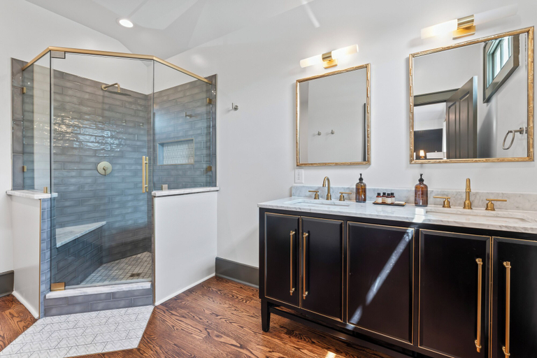 Bathroom 3, Opal and West House, Cleveland