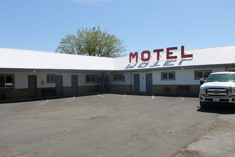 Exterior & Views 1, Sprague Motel, Lincoln