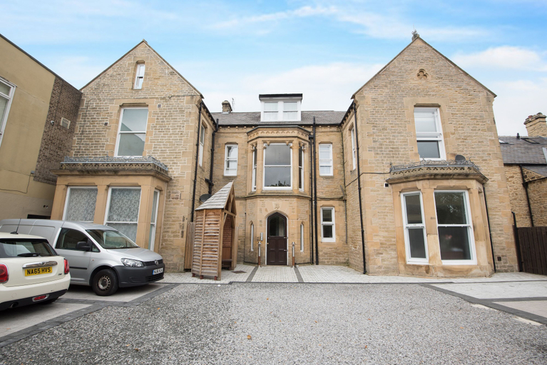 Exterior & Views 1, 80 Kingsway, Durham