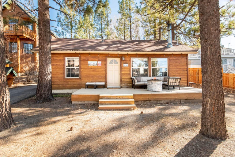 Exterior & Views 2, Camp Sueno #2420, San Bernardino