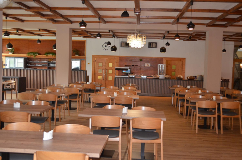 Food & Drinks 4, Resort Dlouhe Strane, Šumperk