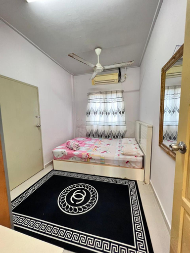 Others 5, UMINA INN, Kuala Terengganu
