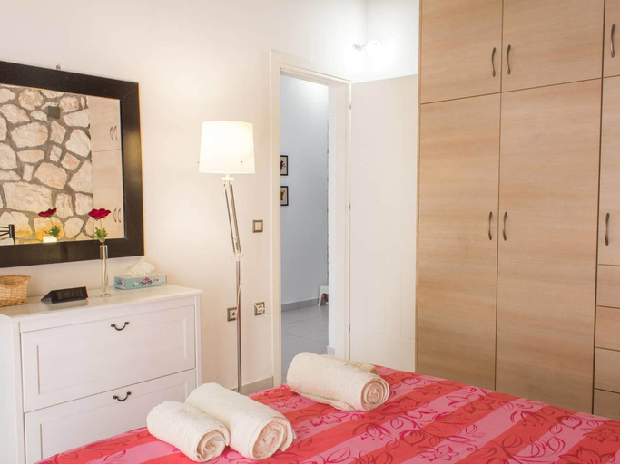 Bedroom 2, Welcoming Villa near Sea in Agrilia, Ionian Islands