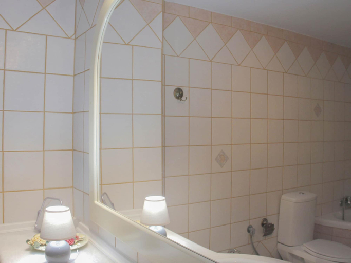 Bathroom 4, Villa in Corfu With Pool Near Gialos Beach, Ionian Islands