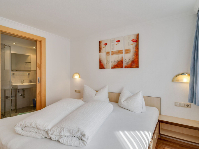 Bedroom 3, Apartment in Kappl Near Ski Lift, Landeck