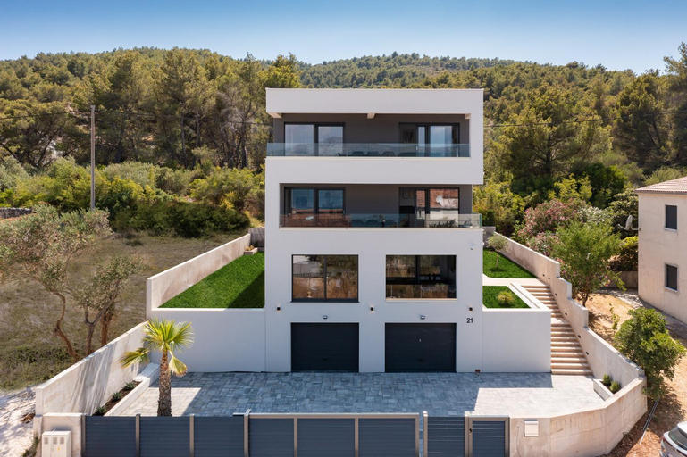 Others 5, House & Home Slatine, Trogir