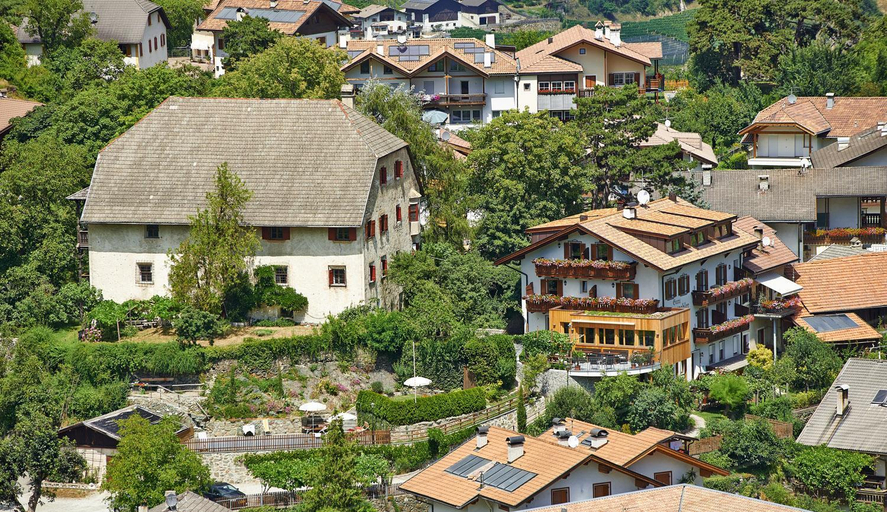 Others 3, Garni Pramstrahler, Bolzano
