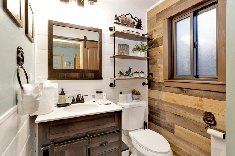 Bathroom, Hidden Loft Chalet #2387, San Bernardino
