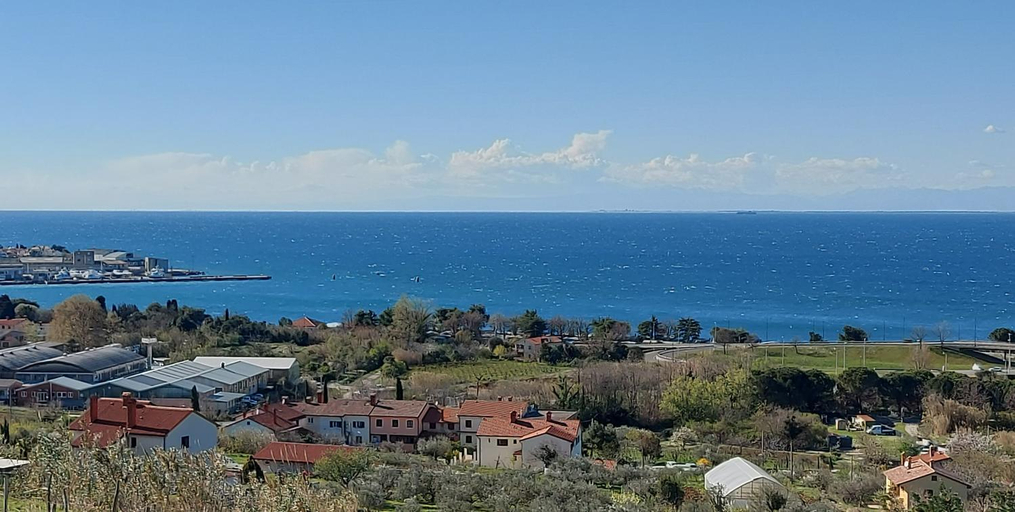 Others 3, WineHouse with Seaview Gregoric, Koper