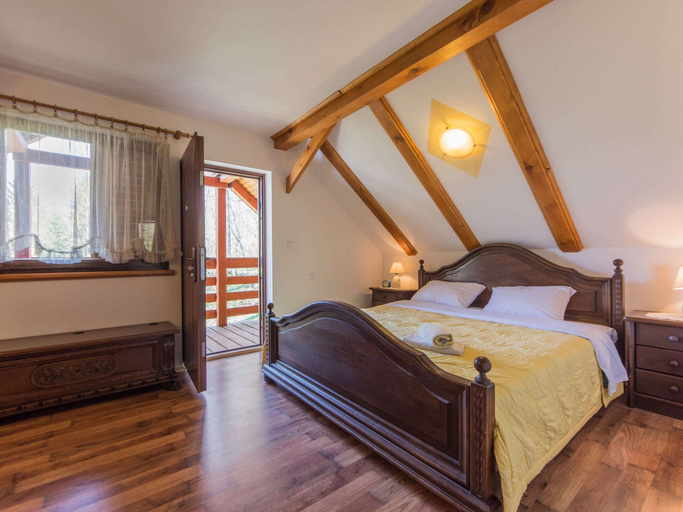 Bedroom 2, Adorable Home With Pool & Hot Tub Surrounded by Beautiful Nature, Brod Moravice