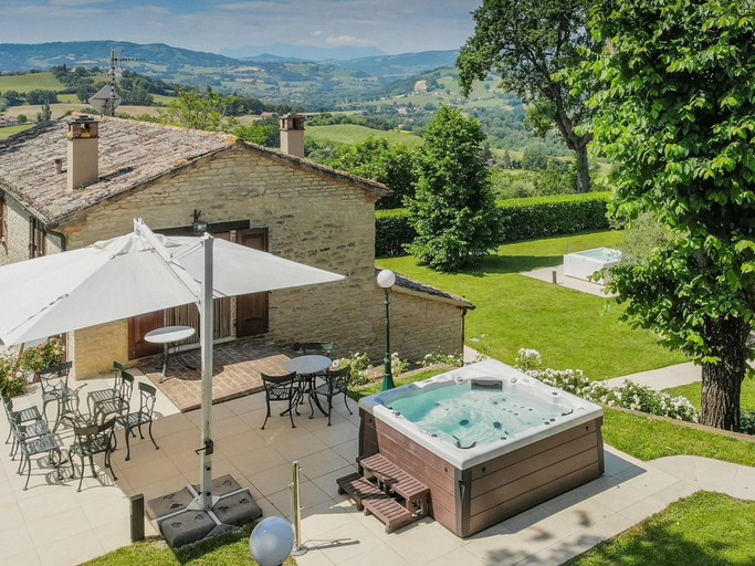 Exterior & Views 2, Scenic Villa With Heated Pool, Pesaro E Urbino