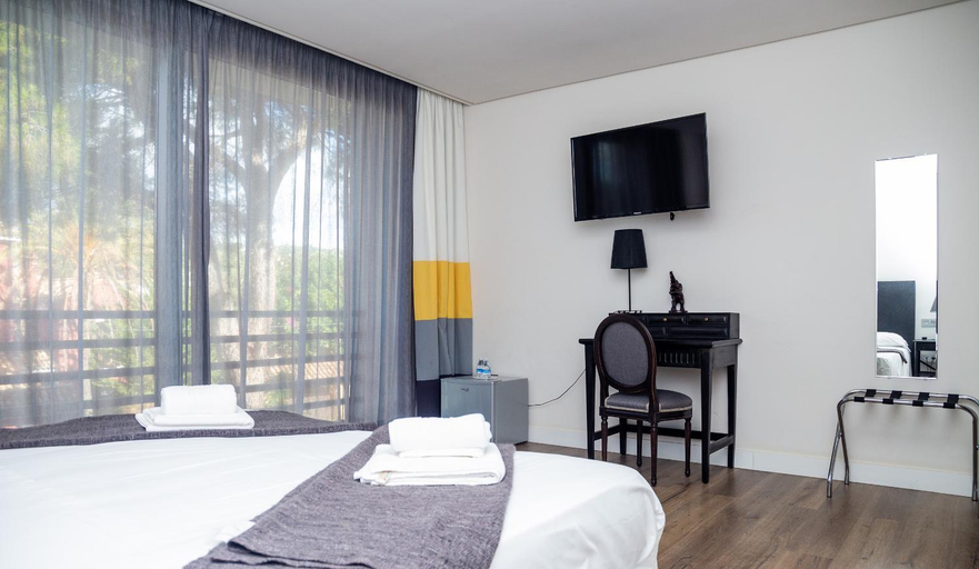 Bedroom 2, Royal Tennis Club, Málaga