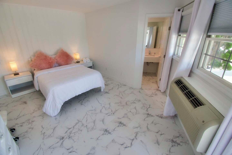 Bedroom 3, The Sunset Montauk, Suffolk