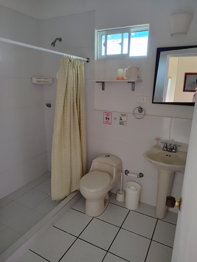 Bathroom, Capi´s Place, San Andrés