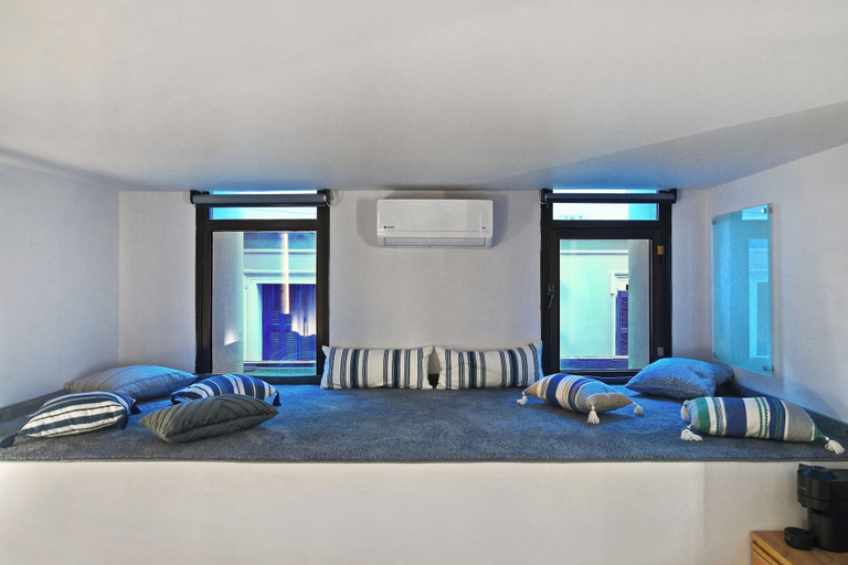 Bedroom 5, CITYLUXE Suites & Rooms, Attica