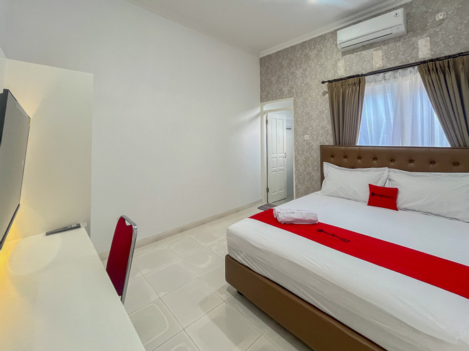 Bedroom 9