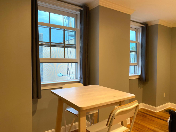 Dining Room 7