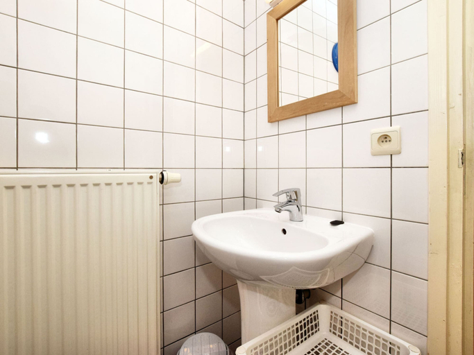 Bathroom 3, Pleasing Holiday Home in Richelle With Garden, Terrace, BBQ, Liège