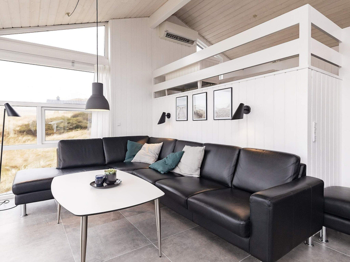 Others 5, 5 Star Holiday Home in Pandrup, Jammerbugt