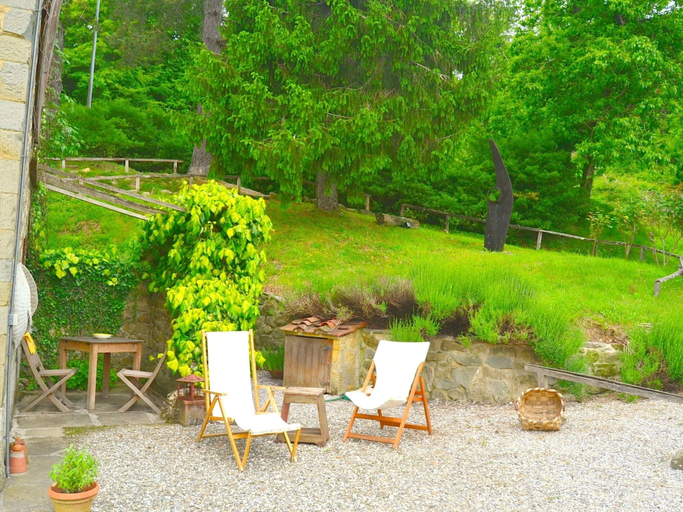 Others 5, Vintage Cottage in Pescia with Hot Tub, Pistoia