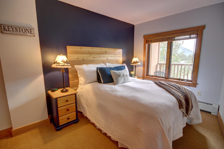 Bedroom 3, Red Hawk Lodge 2275, Summit