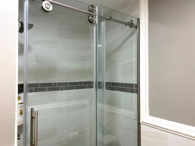 Bathroom 5