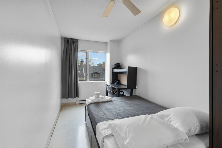 Bedroom 3, Residences UQAM Ouest, Montréal