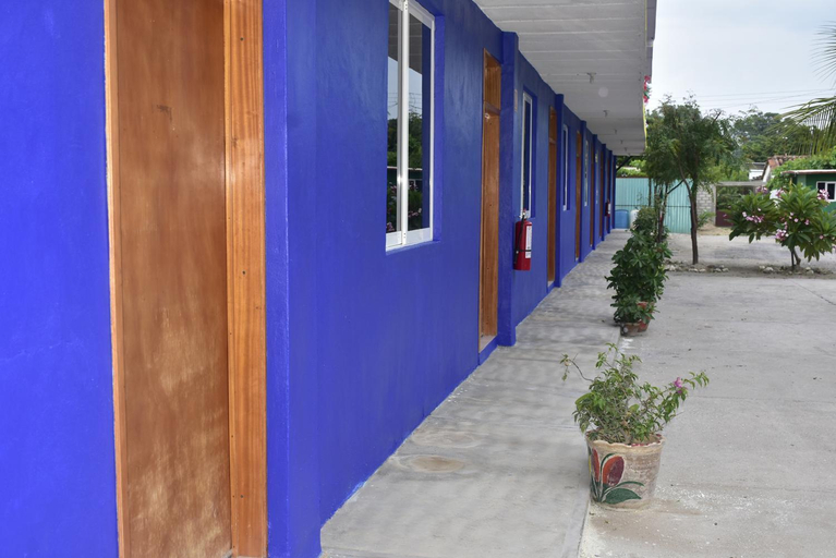 Exterior & Views, Hotel Bacaanda, Dist. Juchitan