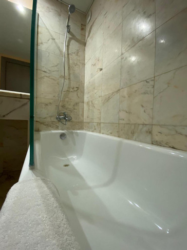 Bathroom 4